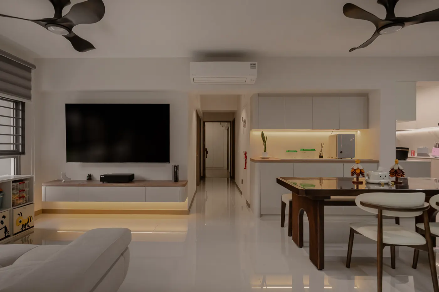 Open living and dining area, 325A Tengah Garden Walk