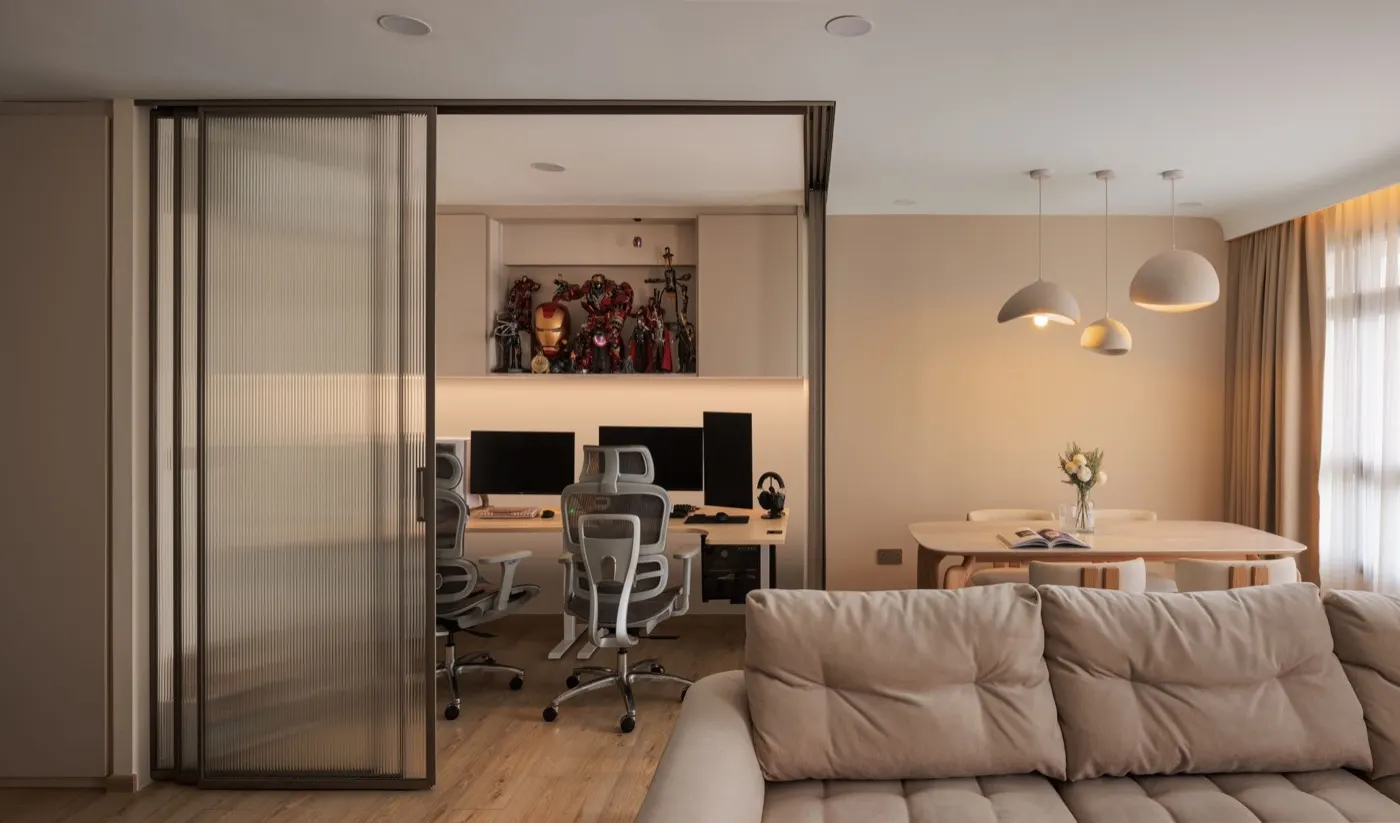 Study behind a glass partition beside the dining area, 265A Kim Keat