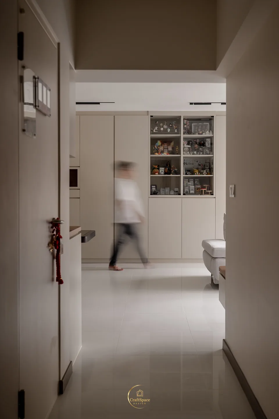Full-height storage along the corridor, 325A Tengah Garden Walk